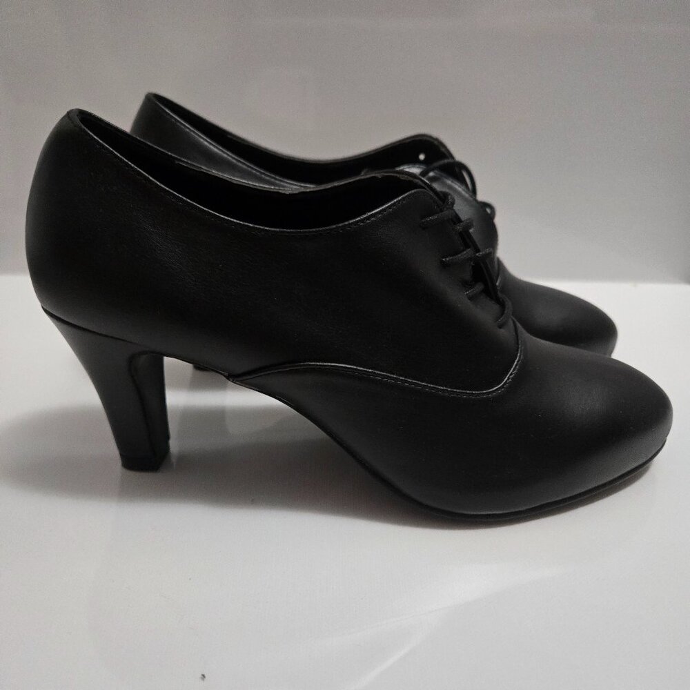 Black leather heeled booties by Cause Size 8, 8.5